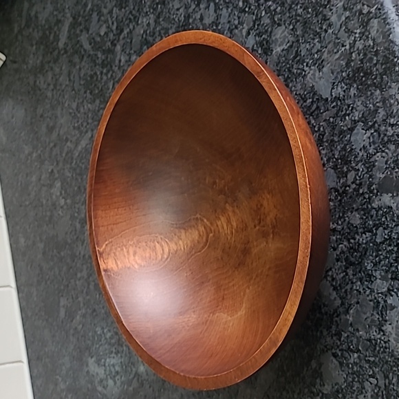 Vintage Canadian Birchwood Wooden Bowl - Picture 10 of 11